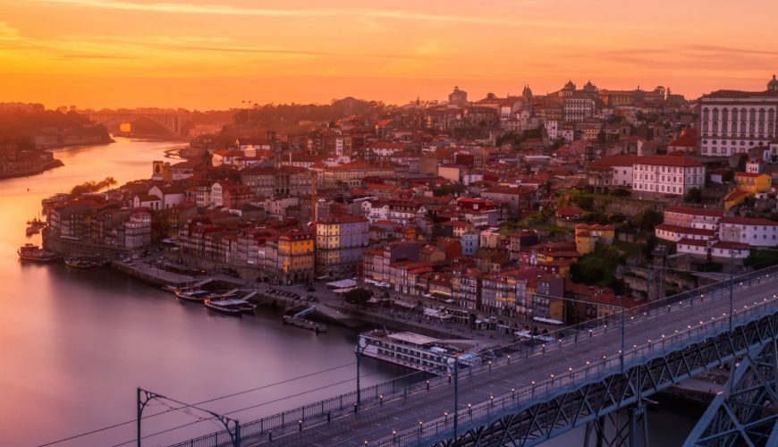 Lidojumi no Rīgas uz Porto sākot no €77 (turp-atpakaļ)