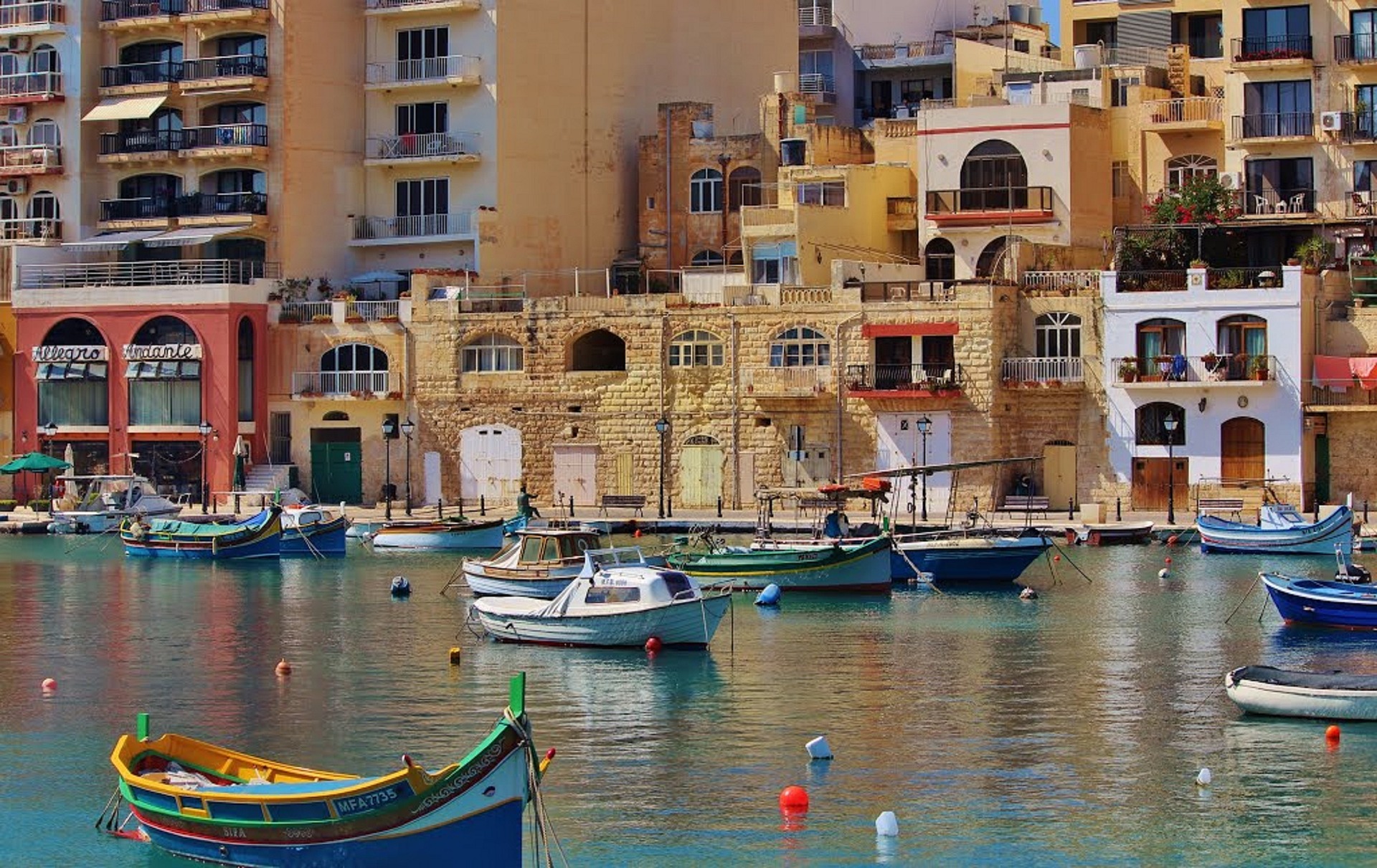 Lētas aviobiļetes uz Maltu