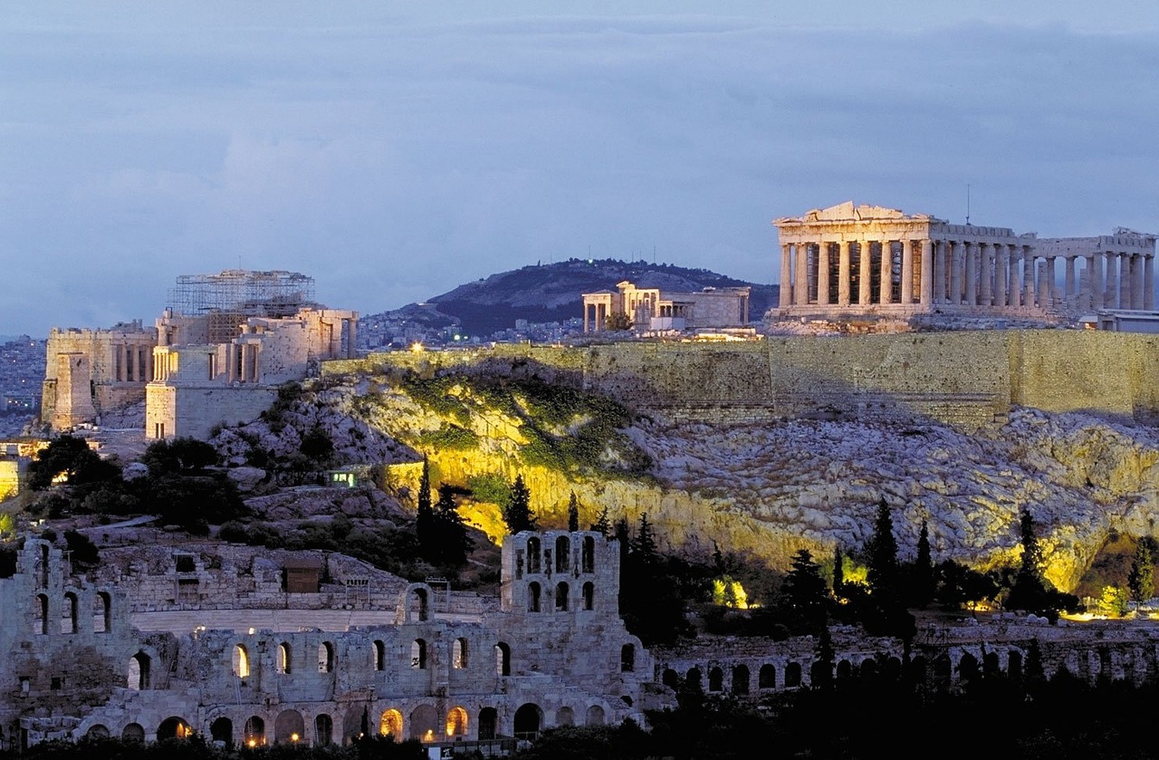 Lētas aviobiļetes uz Atēnām Grieķijā