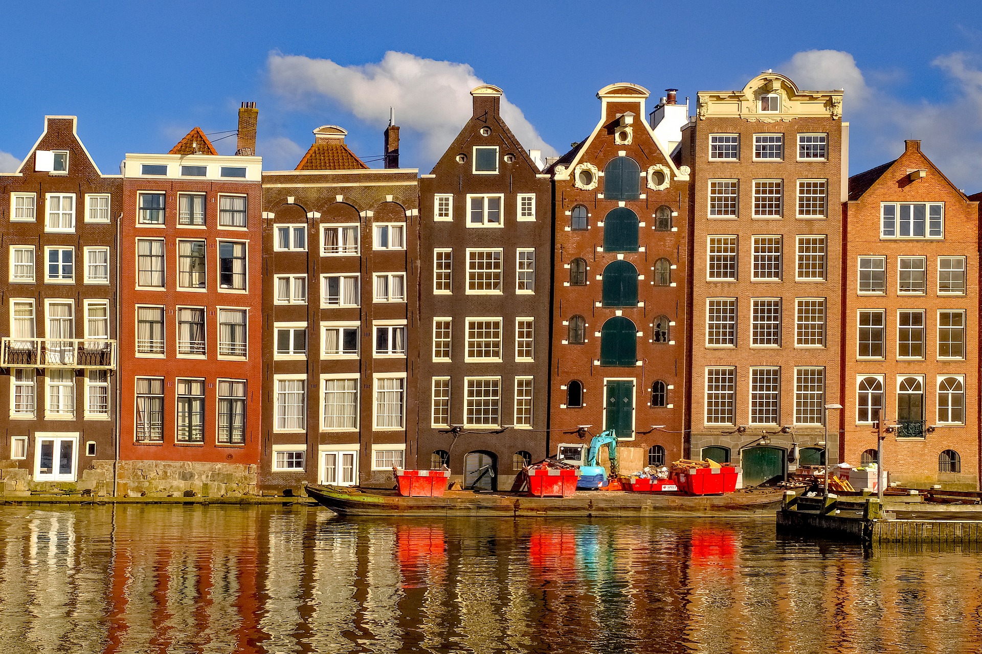 Lētas aviobiļetes uz Amsterdamu Nīderlandē