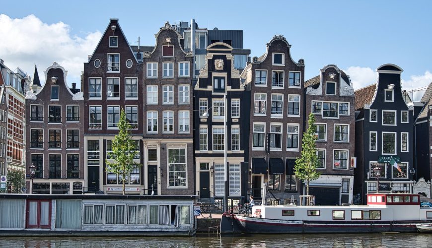 Lētas aviobiļetes uz Amsterdamu Nīderlandē