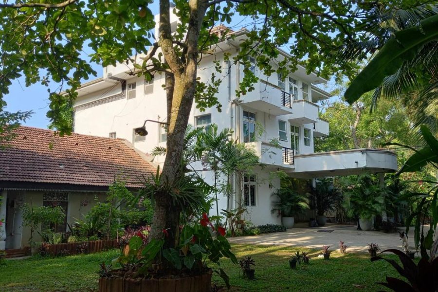 Nooit Gedacht (GUEST HOUSE) – Unawatuna