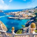 Tenerife vai Grankanārija: kuru Kanāriju salu izvēlēties vasarīgam ceļojumam ziemā