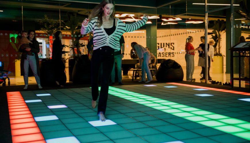 Ko darīt ziemā Rīgā – 7 aktīvas iekštelpu idejas brīvdienām kas aizraus ikvienu