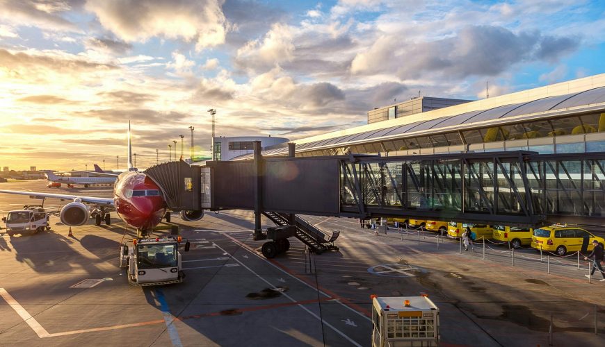 Rīgas lidostā izvietots digitālais ziedojumu stends