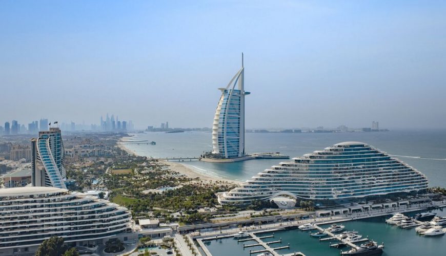 Dubaija 2025 gadā uzņem 19miljonus starptautisku apmeklētāju kas ir par 5% vairāk nekā iepriekšējā gadā