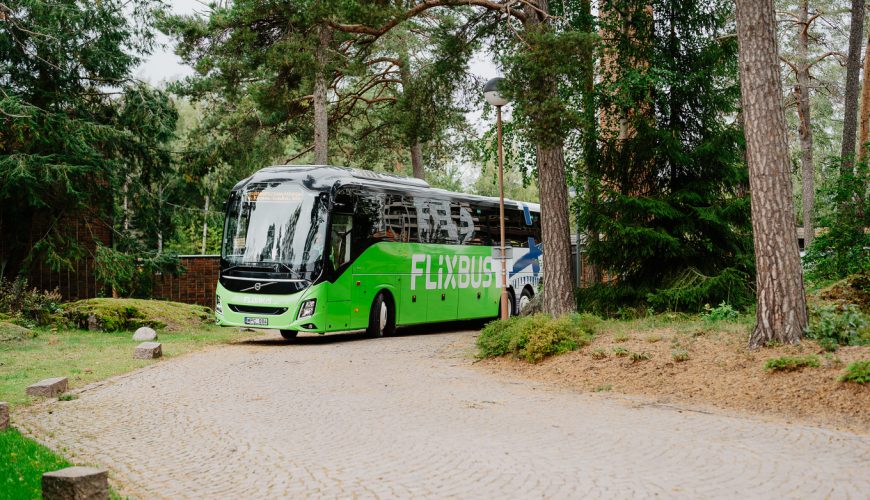 Tirkīzzila lagūna un pašmāju “Ibiza” – 7 galamērķi Baltijā atpūtai pie ūdens