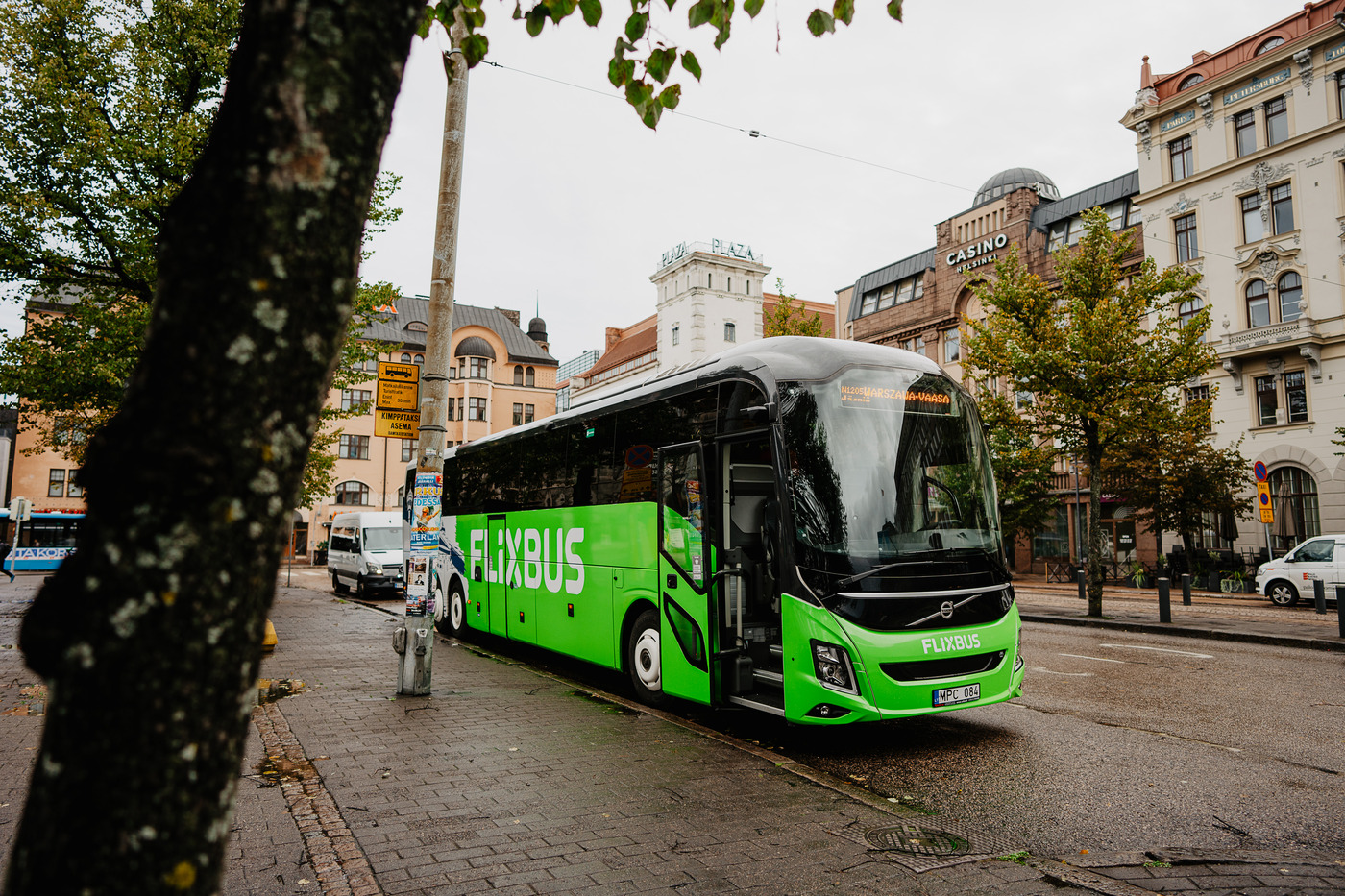 FlixBus: palielinās ceļošana starpsezonā – no Latvijas visbiežāk dodas uz Tallinu Pērnavu un Varšavu