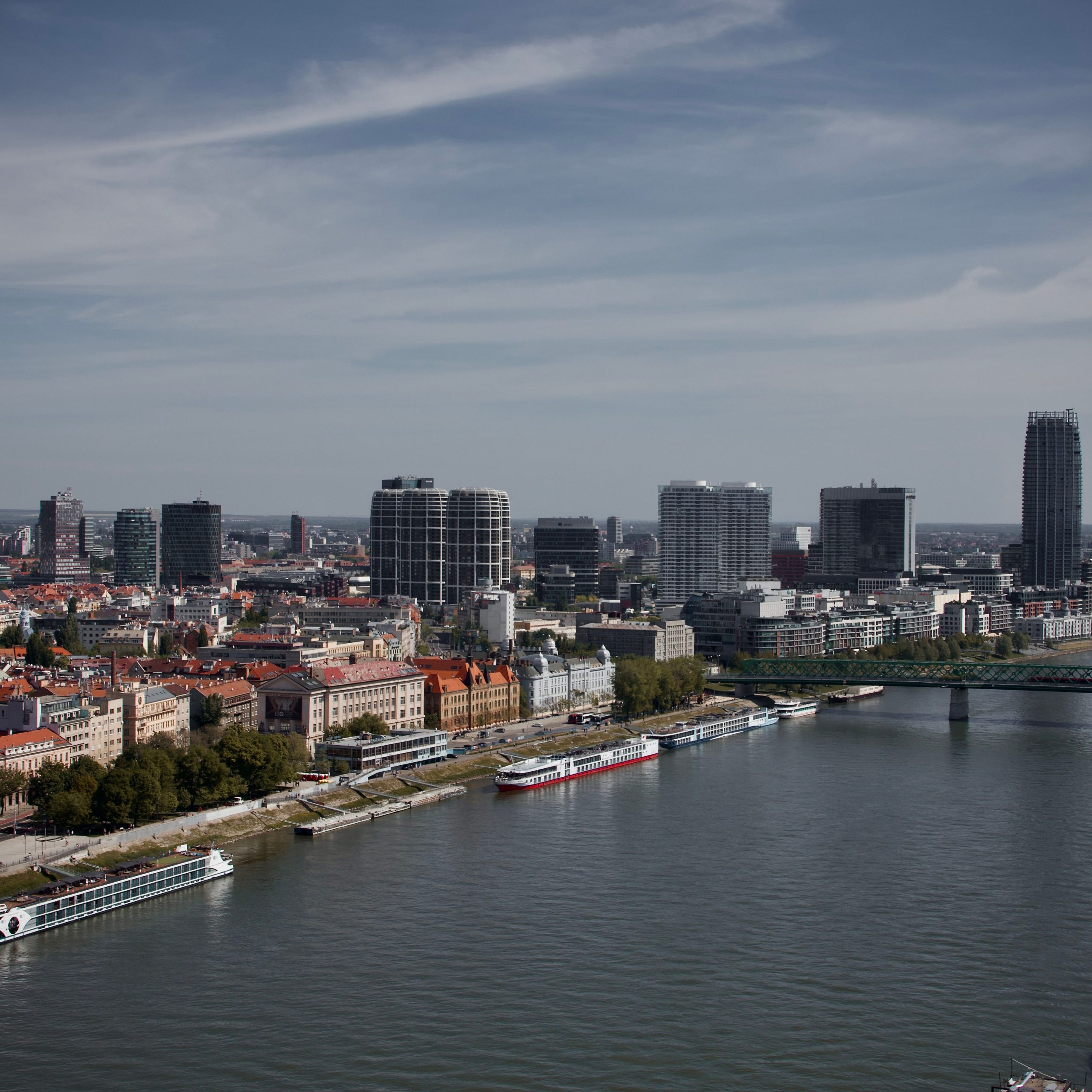 Lētas aviobiļetes uz Bratislavu Slovākijā
